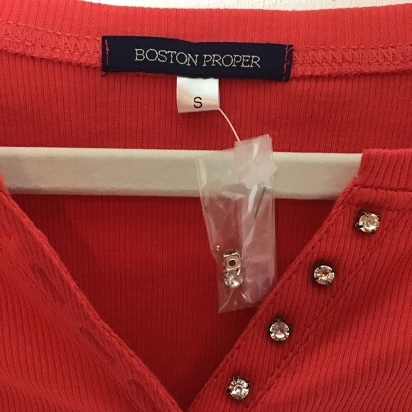 Boston Proper Red Long SleeveTop with Rhinestoned Buttons Size S - Picture 4 of 7